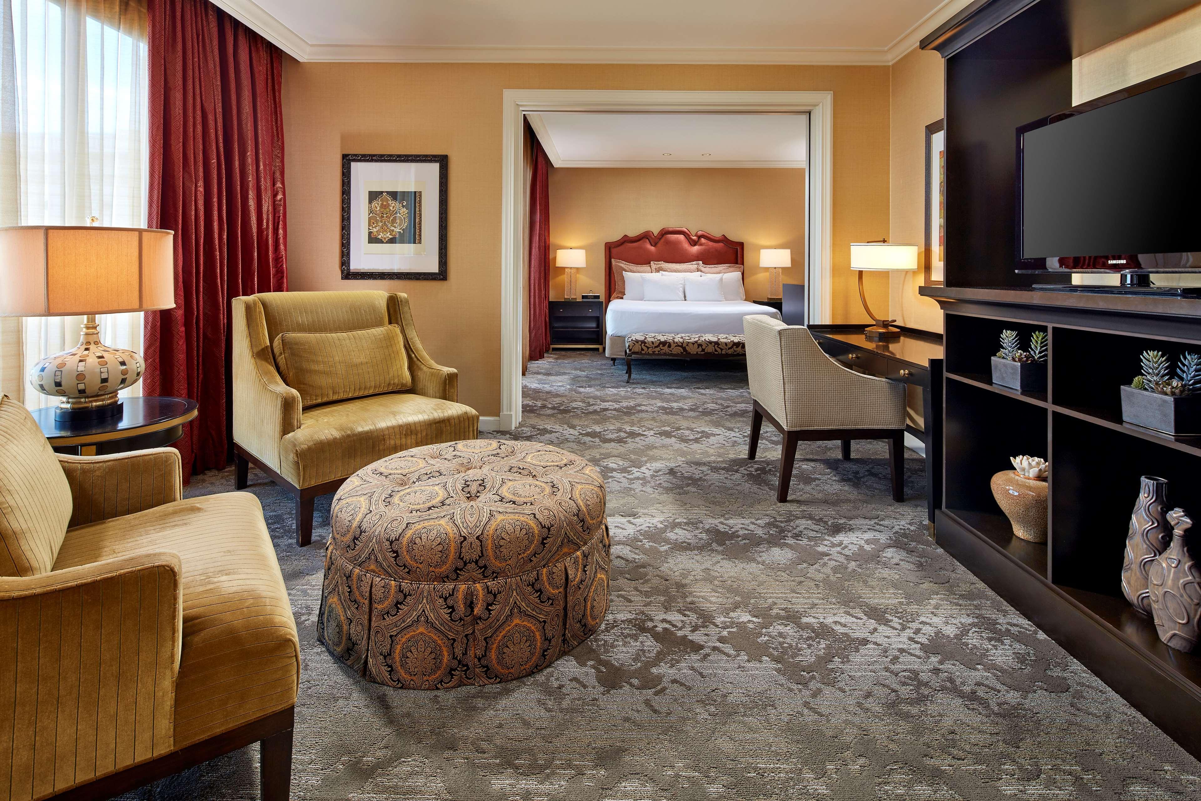 Hyatt Regency Tulsa Downtown Hotel Exterior foto