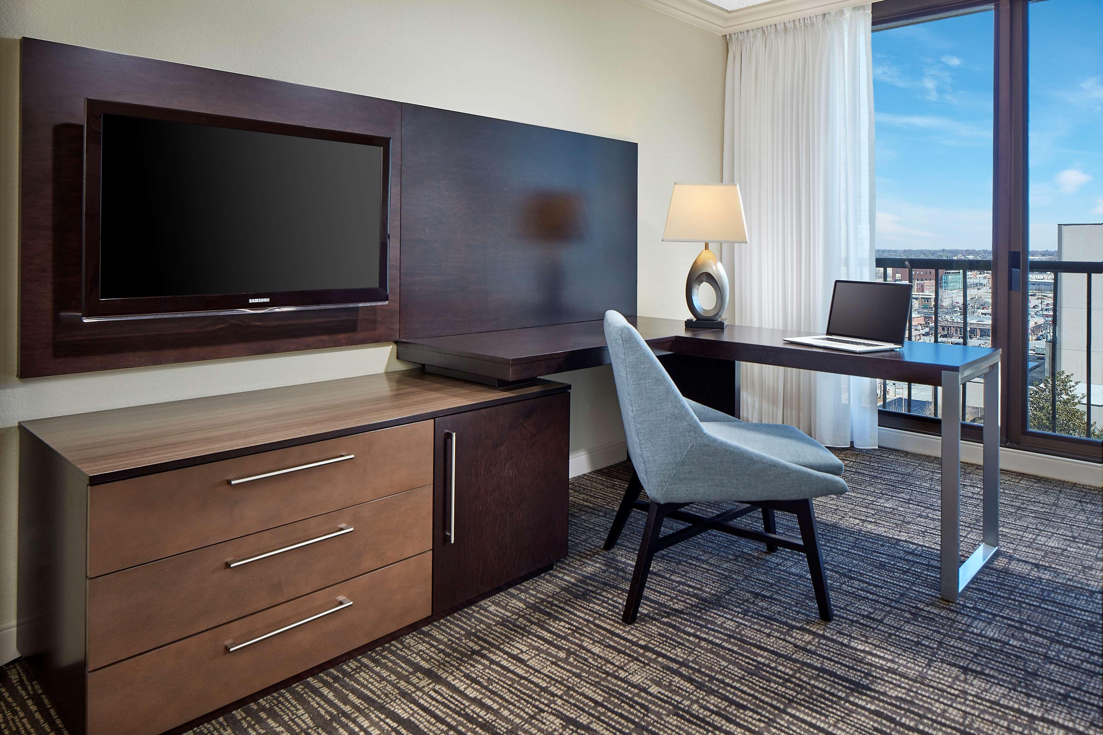 Hyatt Regency Tulsa Downtown Hotel Exterior foto
