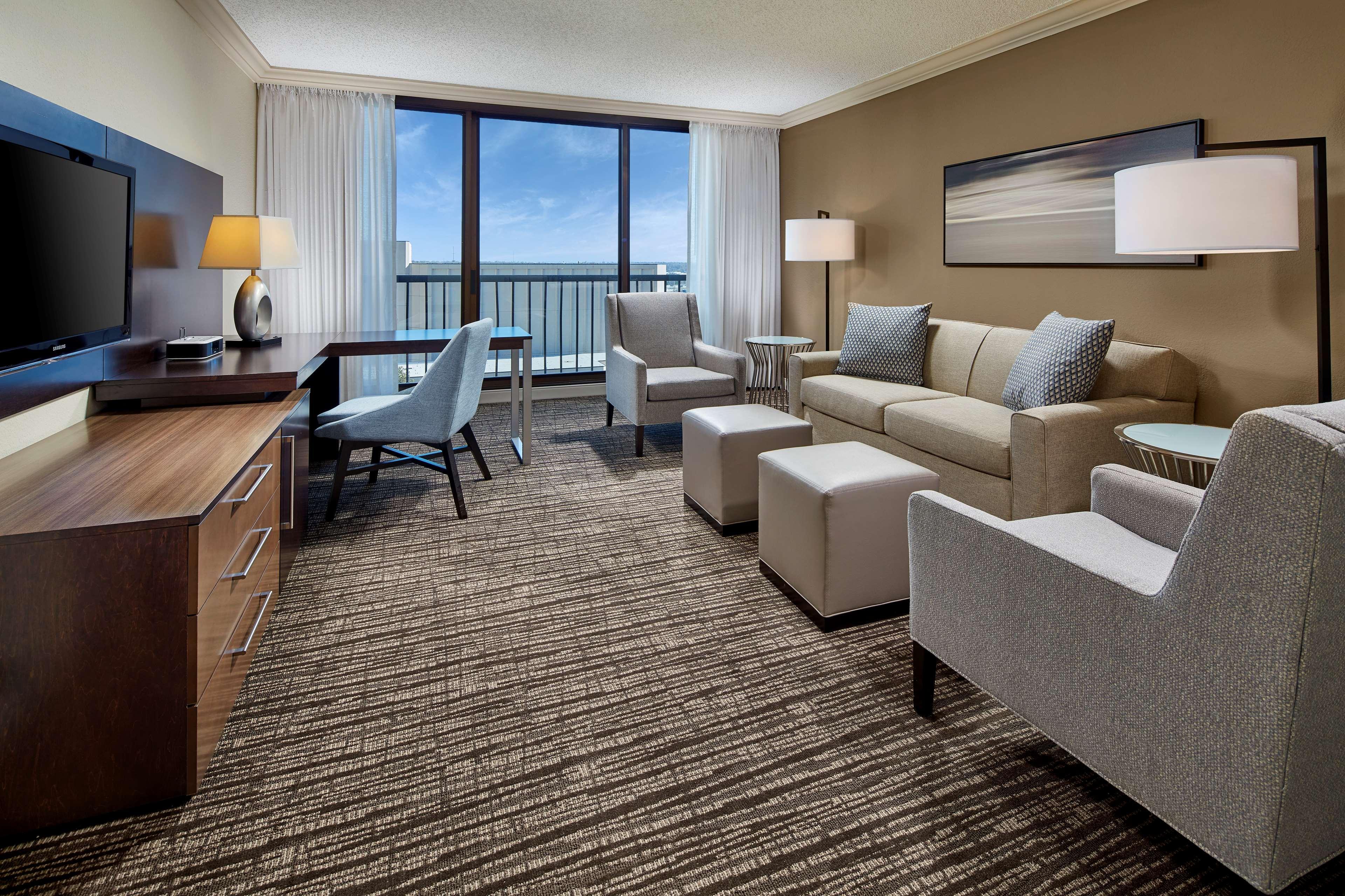 Hyatt Regency Tulsa Downtown Hotel Exterior foto